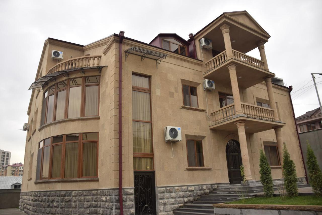 Afa Hotel & Guest House Єреван Екстер'єр фото
