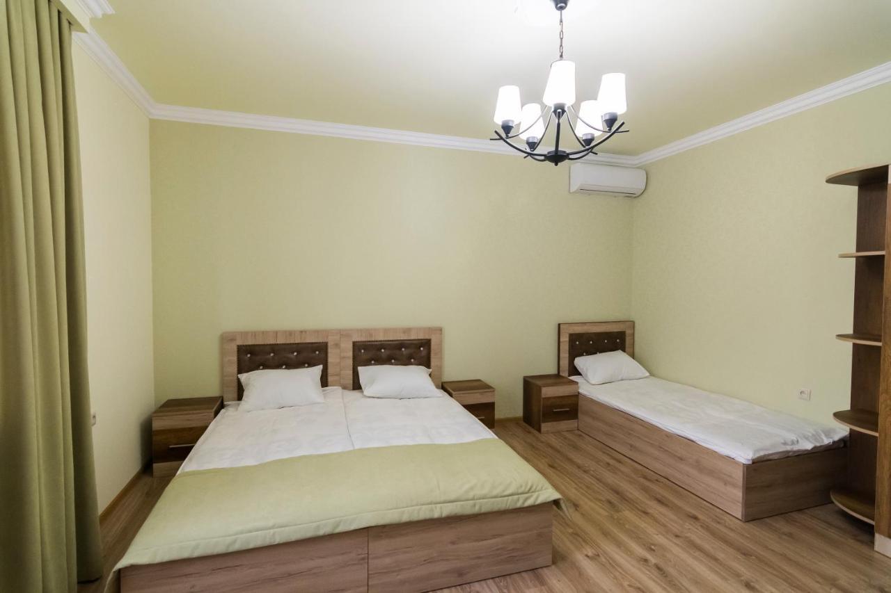 Afa Hotel & Guest House Єреван Екстер'єр фото