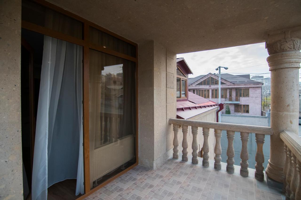 Afa Hotel & Guest House Єреван Екстер'єр фото