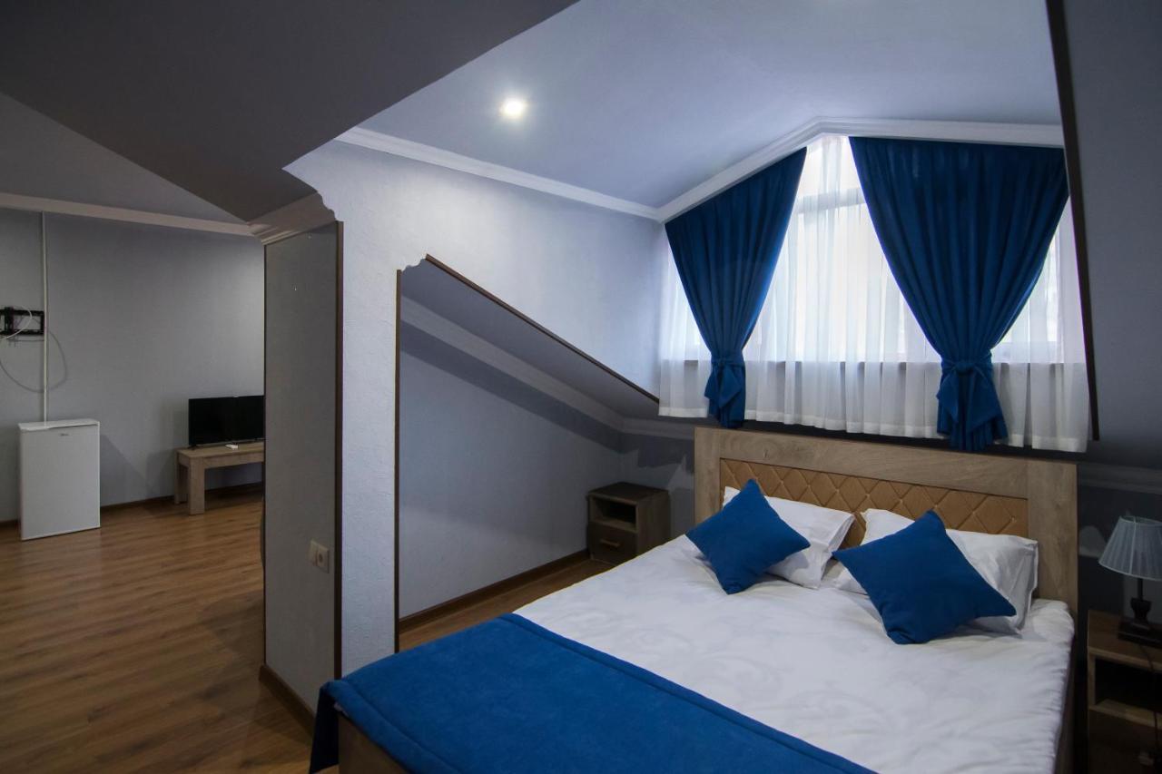 Afa Hotel & Guest House Єреван Екстер'єр фото