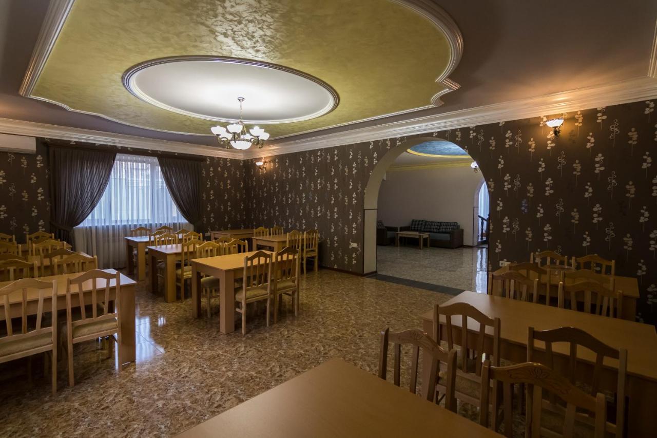 Afa Hotel & Guest House Єреван Екстер'єр фото